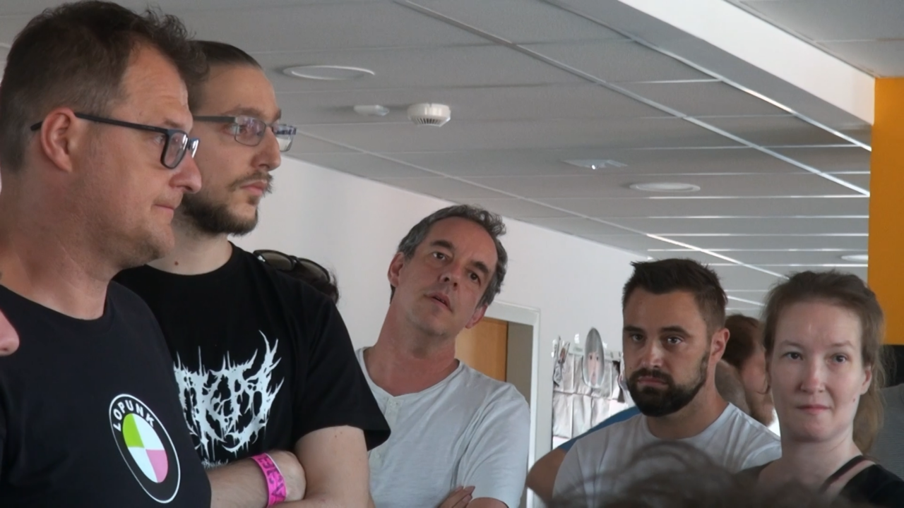 80 Angry Journalists