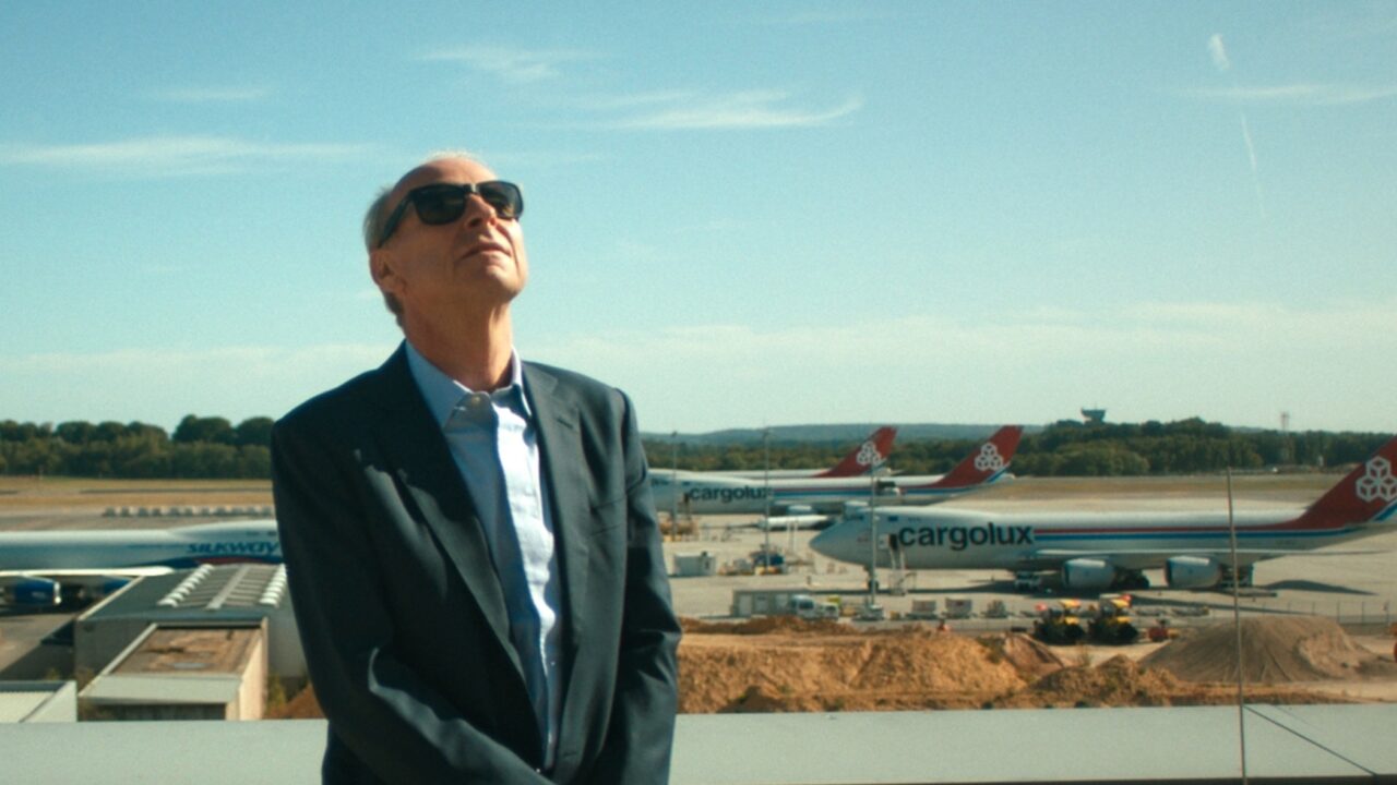 The Oligarch and the Art Dealer